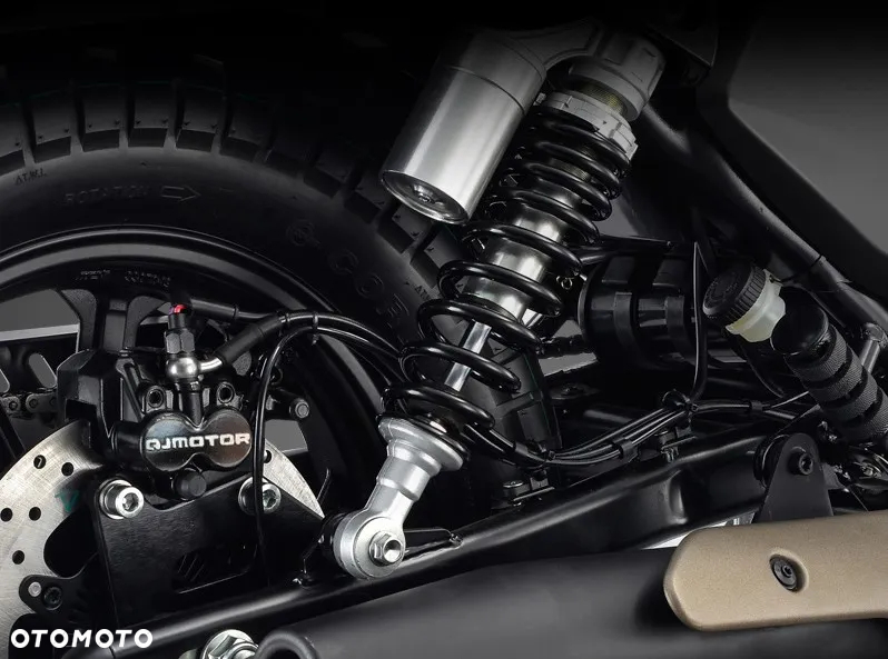QJMOTOR SRV 125 - 2