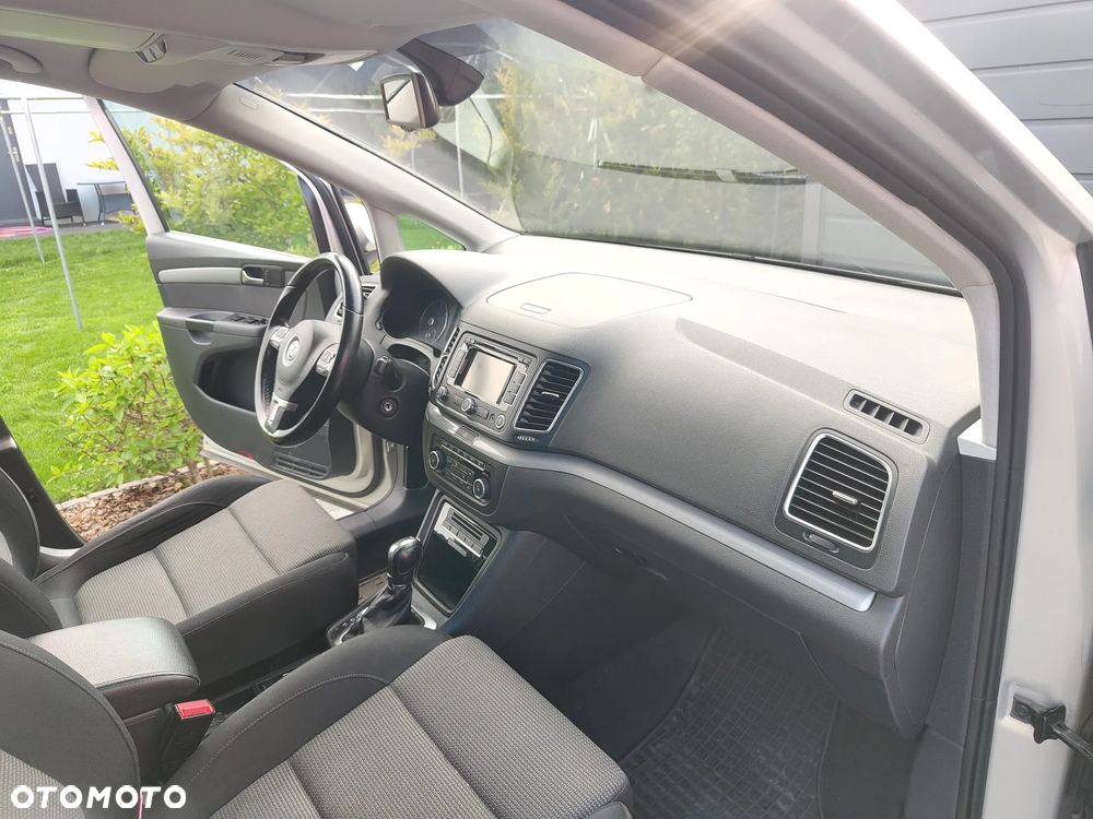 Volkswagen Sharan 2.0 TDI Highline DSG - 14