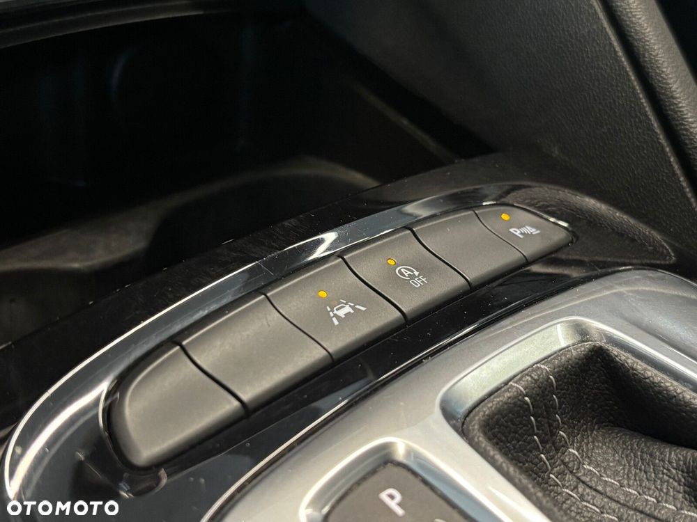 Opel Insignia - 21