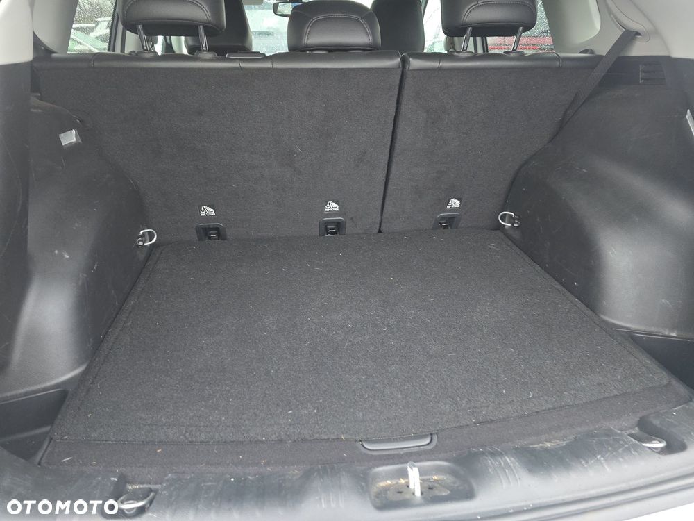 Jeep Compass - 12