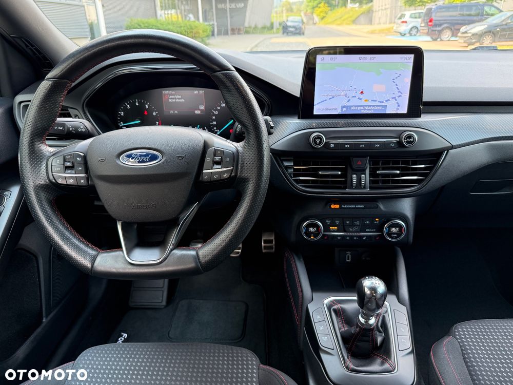 Ford Focus 1.5 EcoBoost STart-Stopp-System ST-LINE - 13