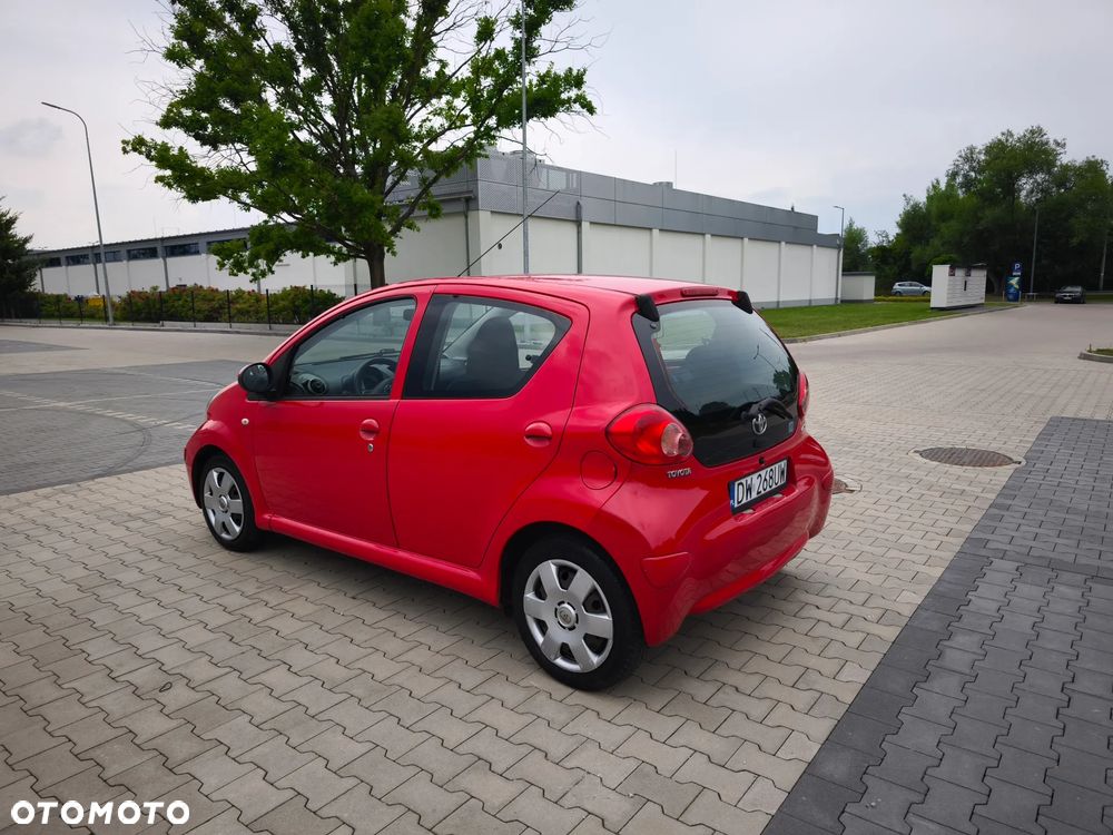 Toyota Aygo - 12
