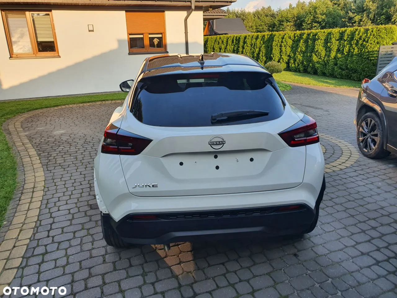 Nissan Juke 1.0 DIG-T N-Design - 11