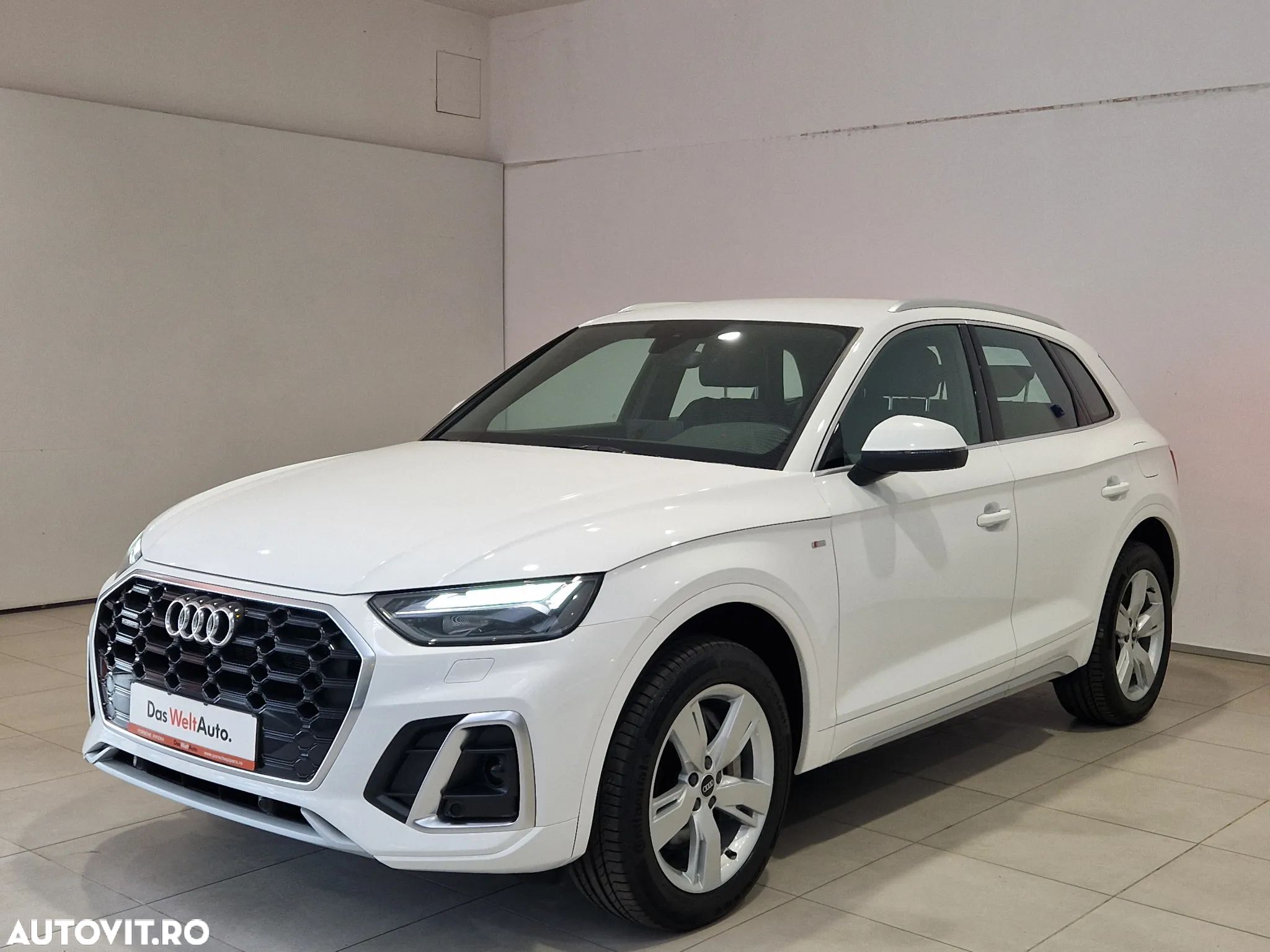 Audi Q5 55 TFSIe quattro S tronic S line - 1