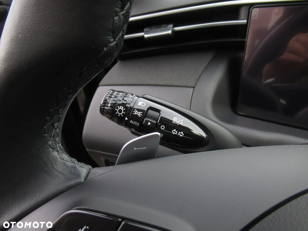 Hyundai Tucson 1.6 T-GDi HEV Executive 2WD - 15