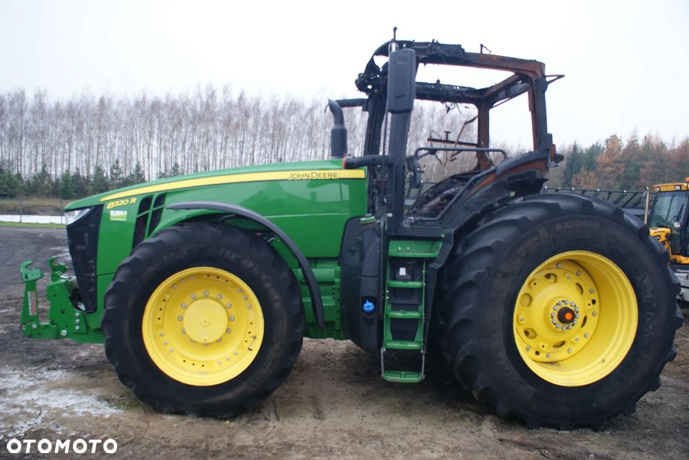 John Deere 8320R - 2