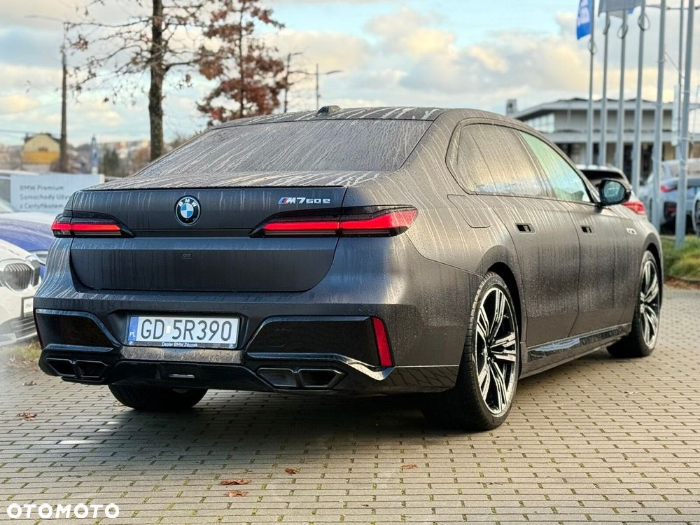 BMW Seria 7 - 8