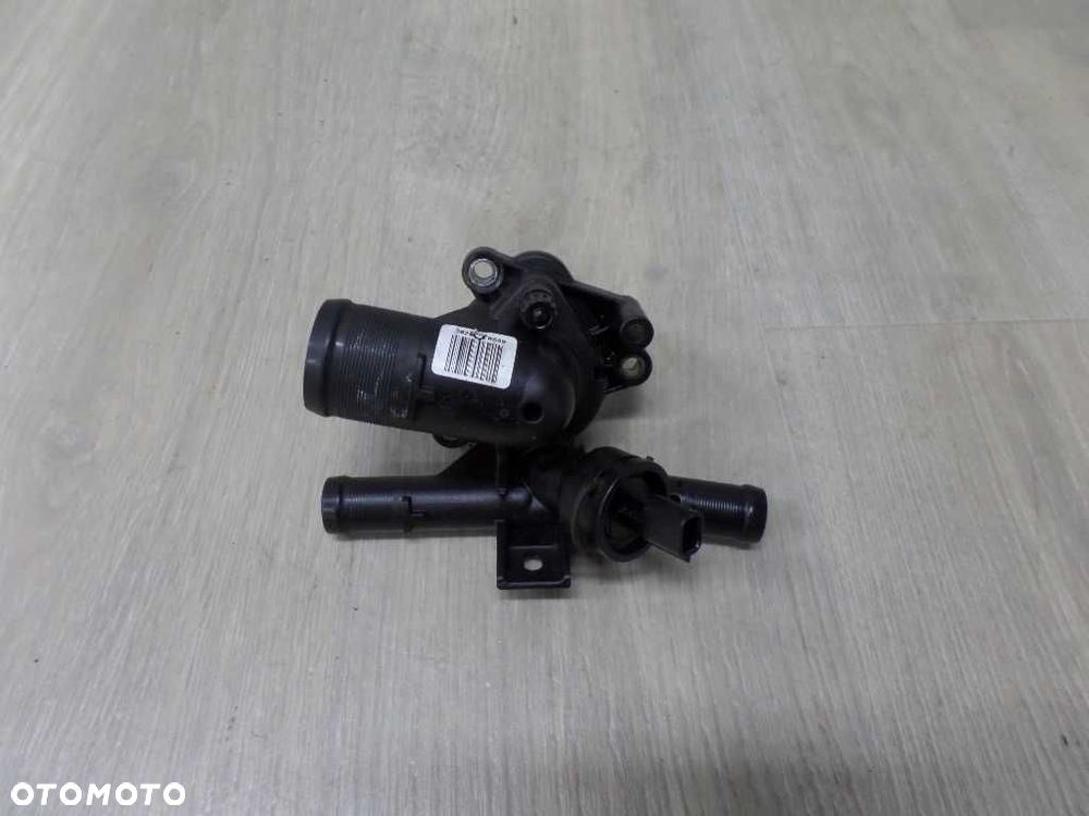 RENAULT MASTER III MOVANO 2.3 OBUDOWA TERMOSTATU 8200978549 10-19 - 5