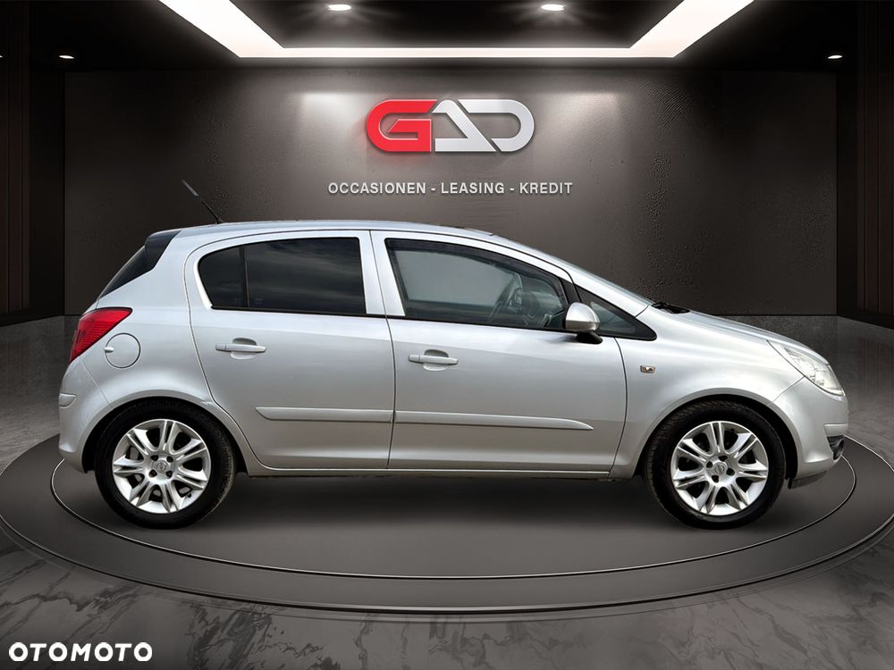 Opel Corsa 1.2 16V Sport - 5