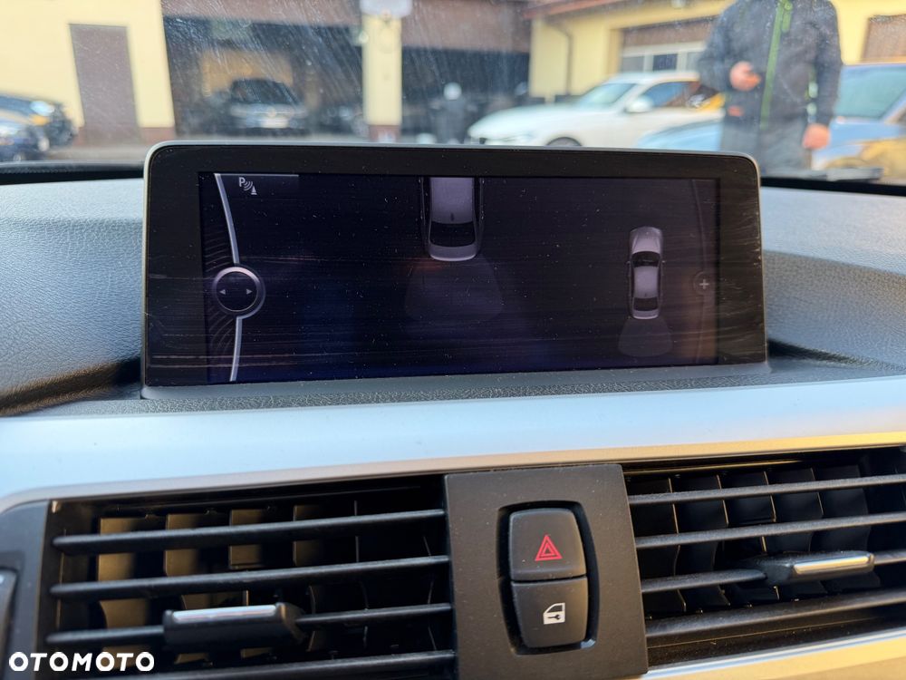 BMW Seria 3 320d Efficient Dynamics Edition - 22