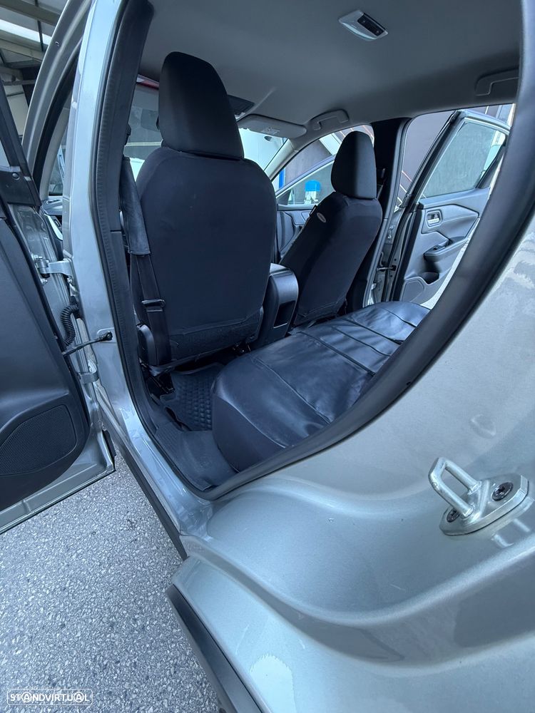 Nissan Qashqai +2 - 16