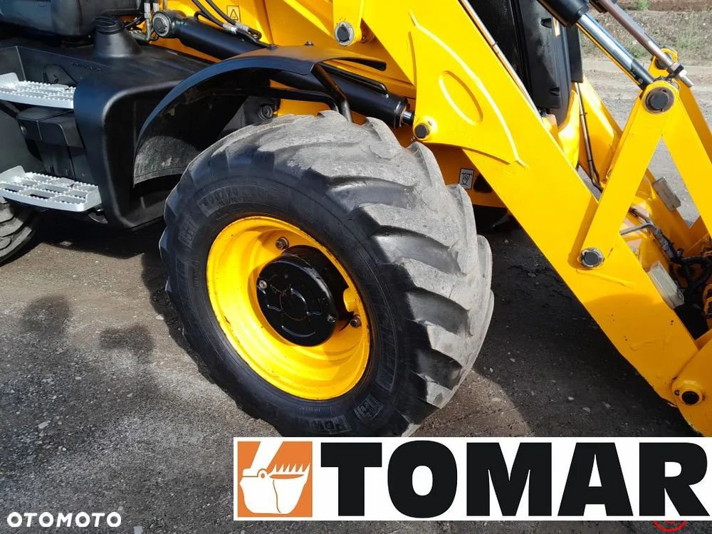 JCB 3CX - 17