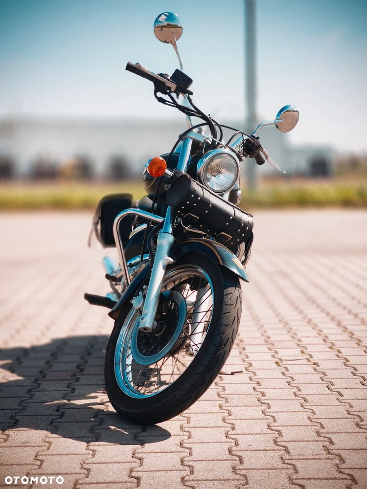 Suzuki Intruder - 12
