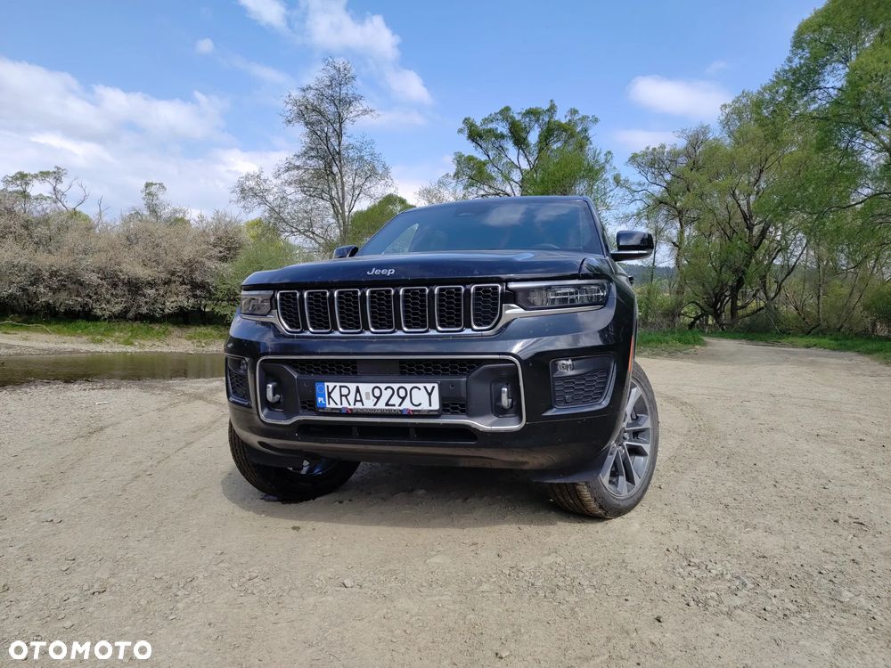 Jeep Grand Cherokee - 1