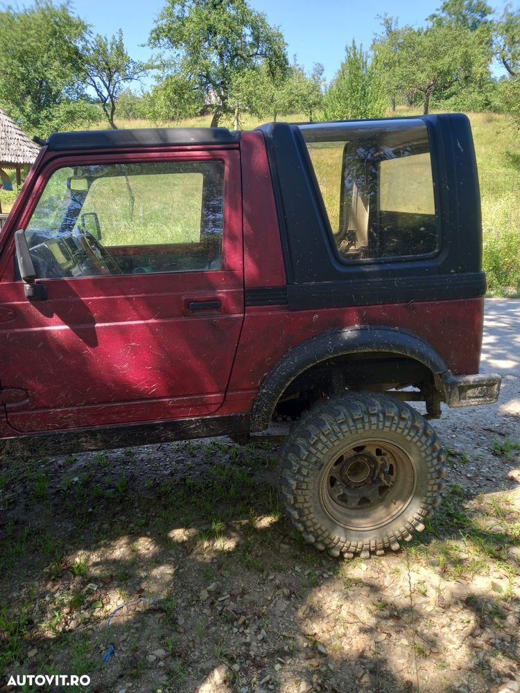 Suzuki Samurai - 3