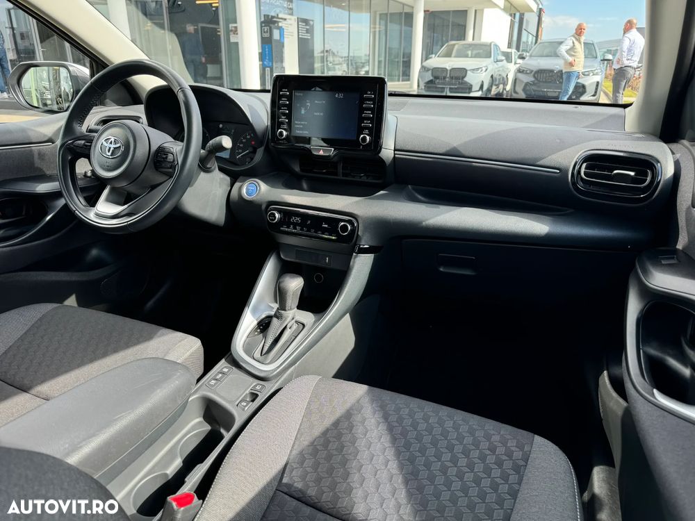 Toyota Yaris 1.5 VVT-i HSD Exclusive Style - 22