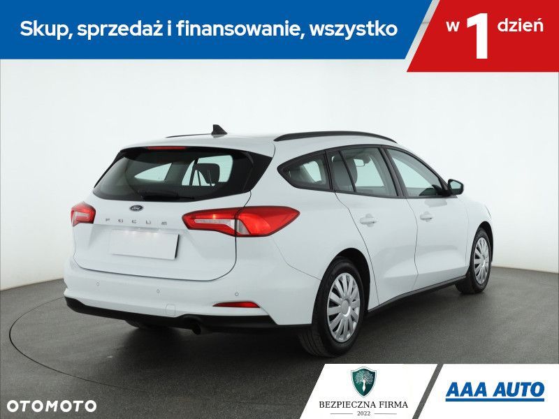 Ford Focus SW - 7