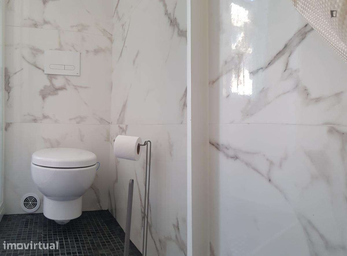 Quarto - localizado em Baixa Lisbon - Grande imagem: 5/16