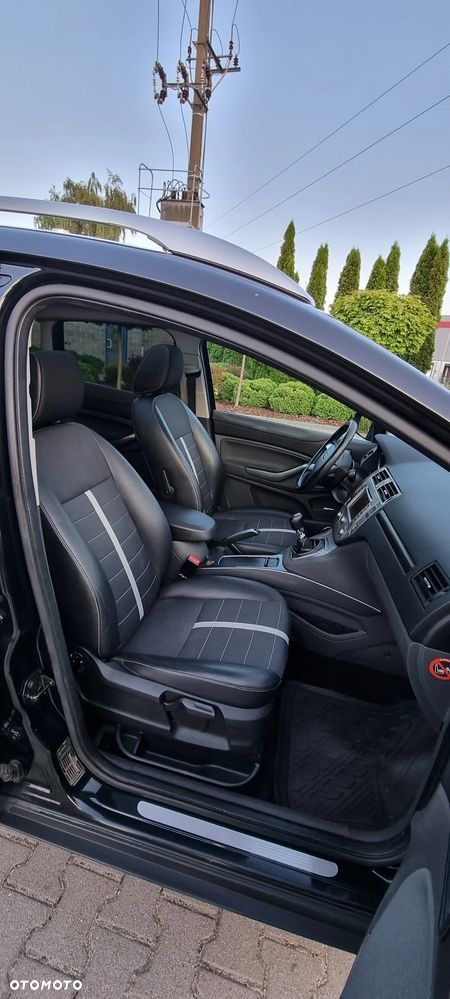 Ford Kuga 2.0 TDCi Titanium - 6