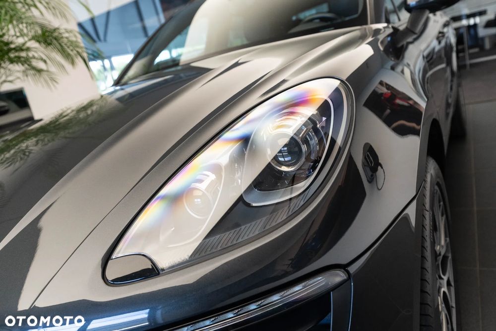 Porsche Macan - 13