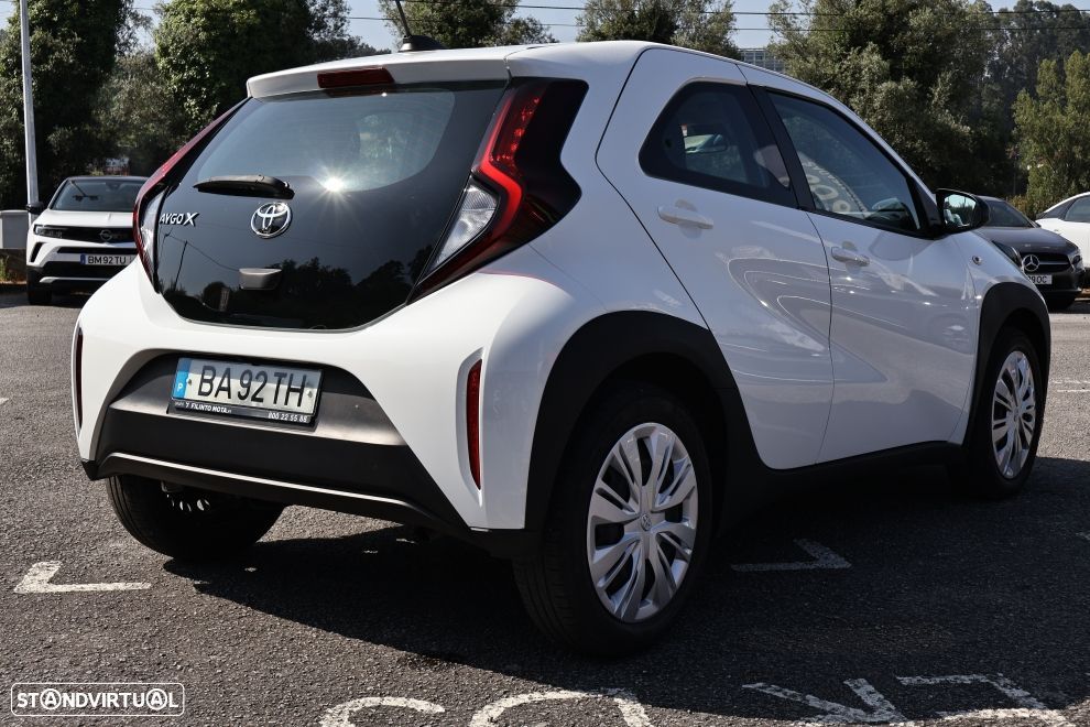 Toyota Aygo X 1.0 Pulse CVT - 2