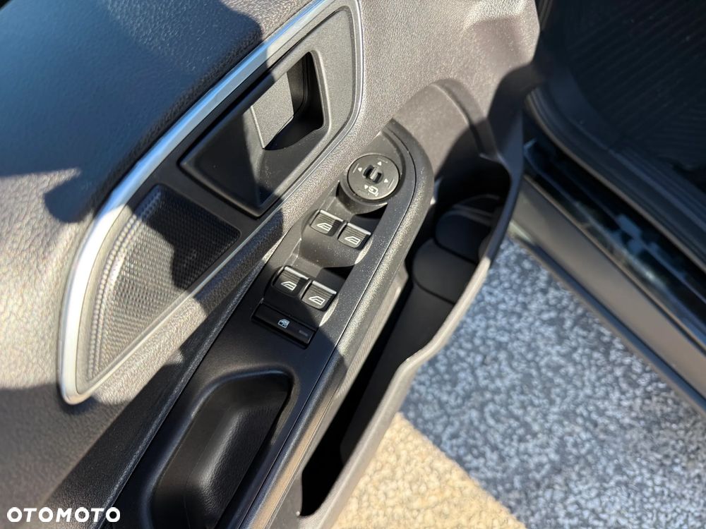 Ford B-MAX 1.0 EcoBoost Titanium - 24