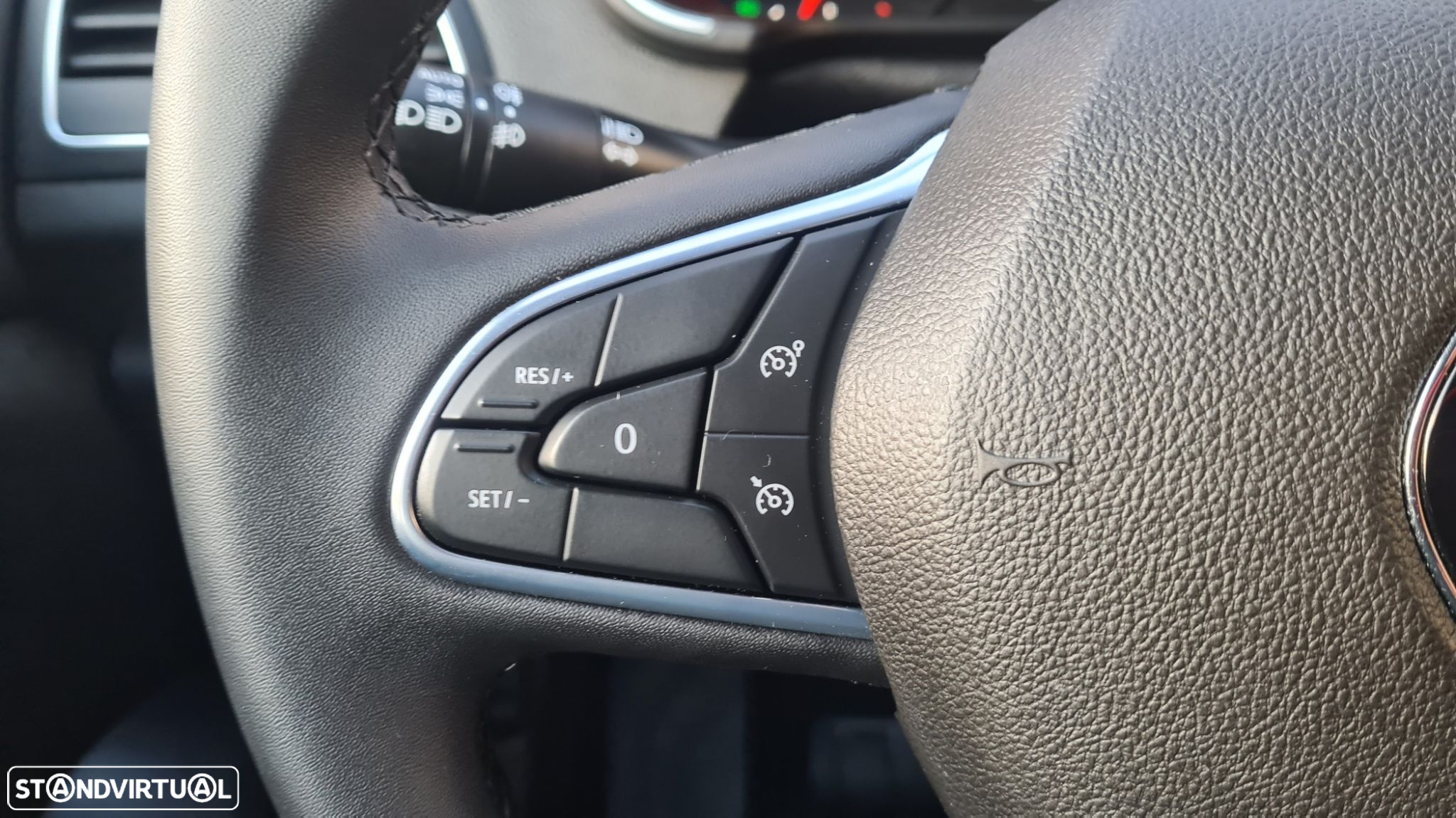 Renault Mégane 1.5 Blue dCi Intens EDC - 13