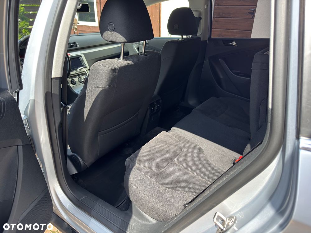 Volkswagen Passat 2.0 TDI 4Mot Highline - 5