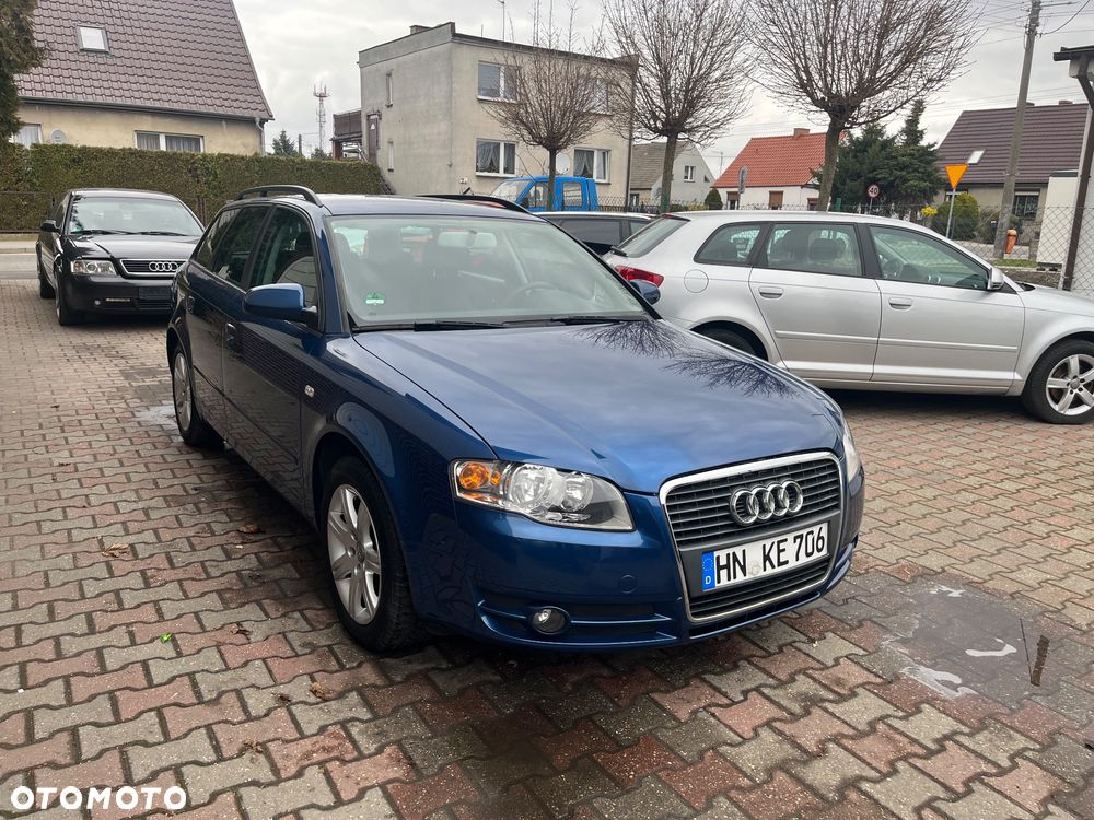 Audi A4 Avant - 4
