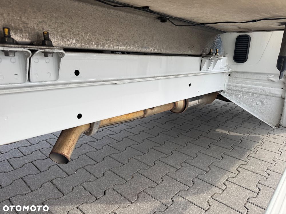 Mercedes-Benz Sprinter 516 CDI rama do zabudowy z windą i agregatem - 13