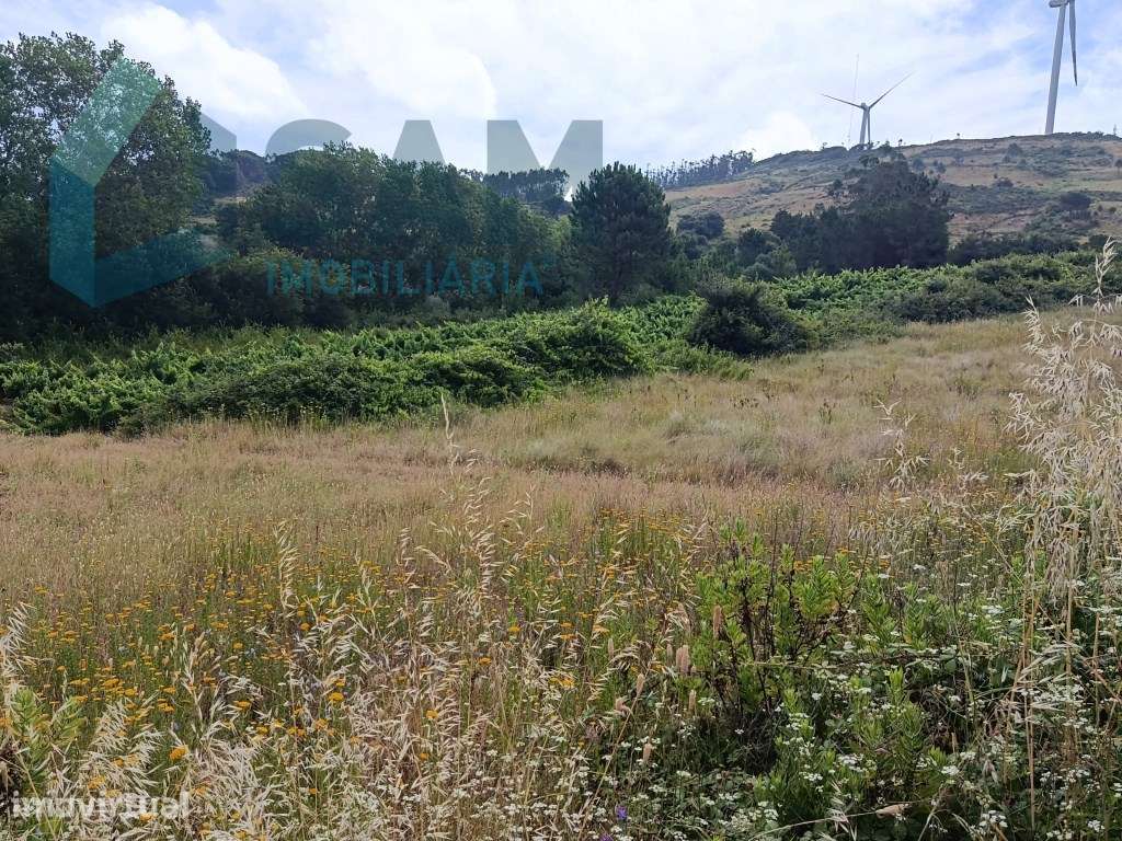 Terreno Urbano em zona privilegiada - Grande imagem: 5/23