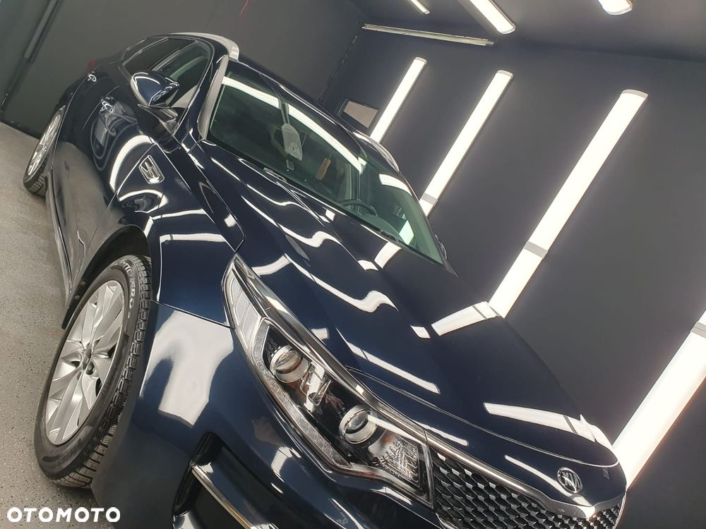 Kia Optima - 38
