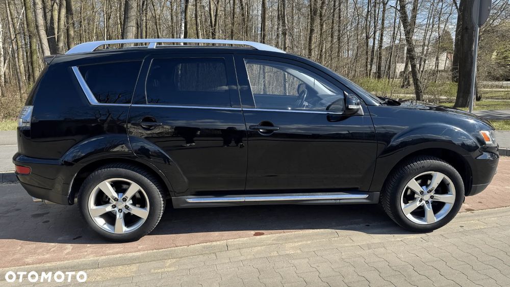 Mitsubishi Outlander 2.0 Intense 2WD CVT - 11