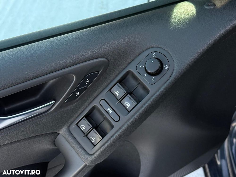 Volkswagen Golf 1.4 TSI Comfortline - 12