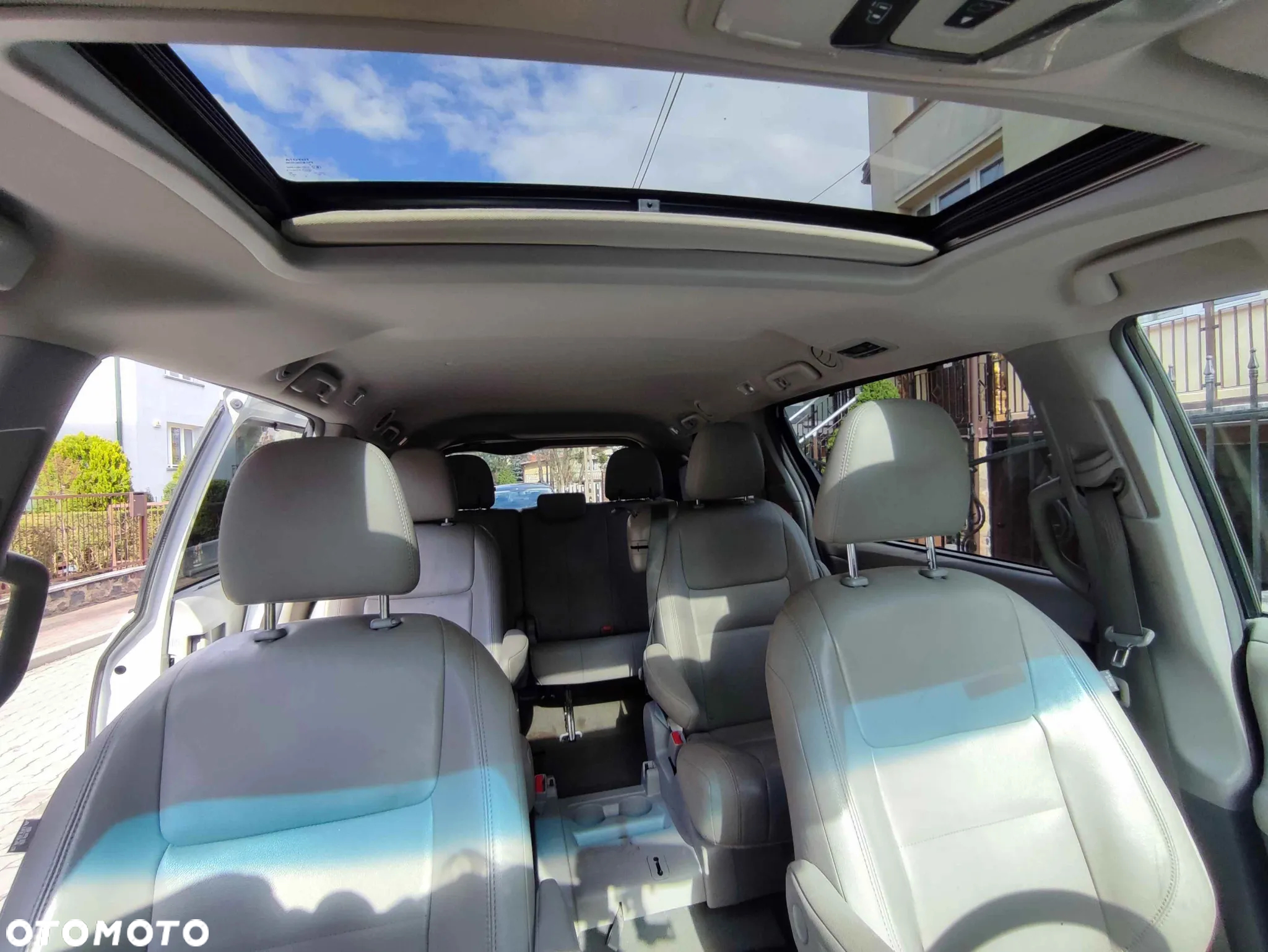 Toyota Sienna 3.5 V6 XLE AWD - 7
