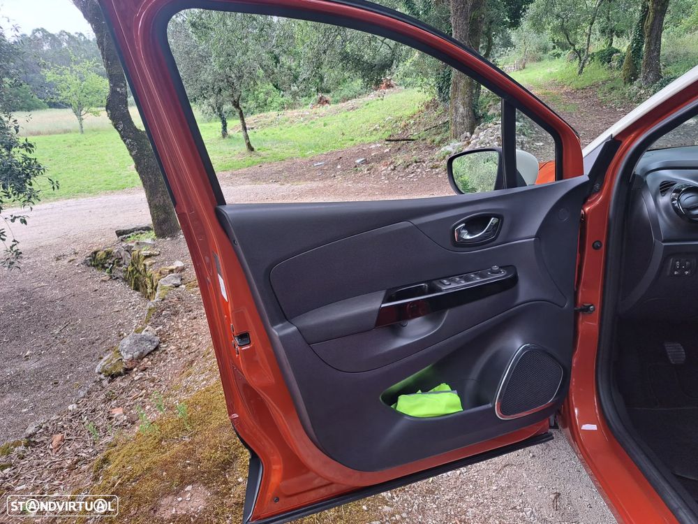 Renault Captur 1.5 dCi Exclusive - 12