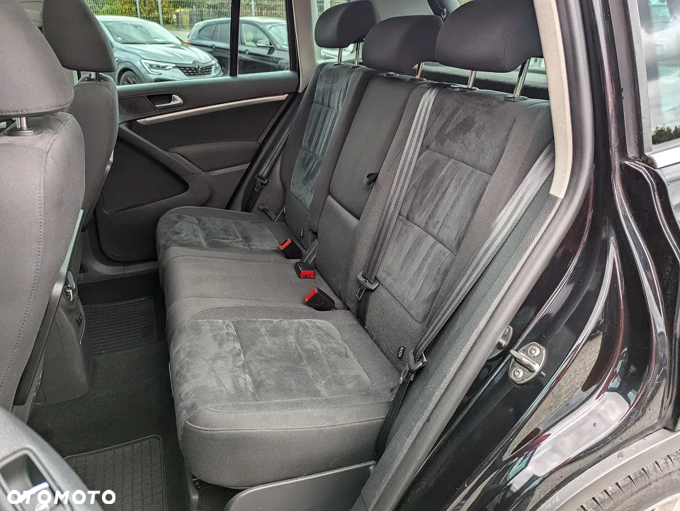 Volkswagen Tiguan 2.0 TDI DPF 4Motion Automatik Sport & Style - 24