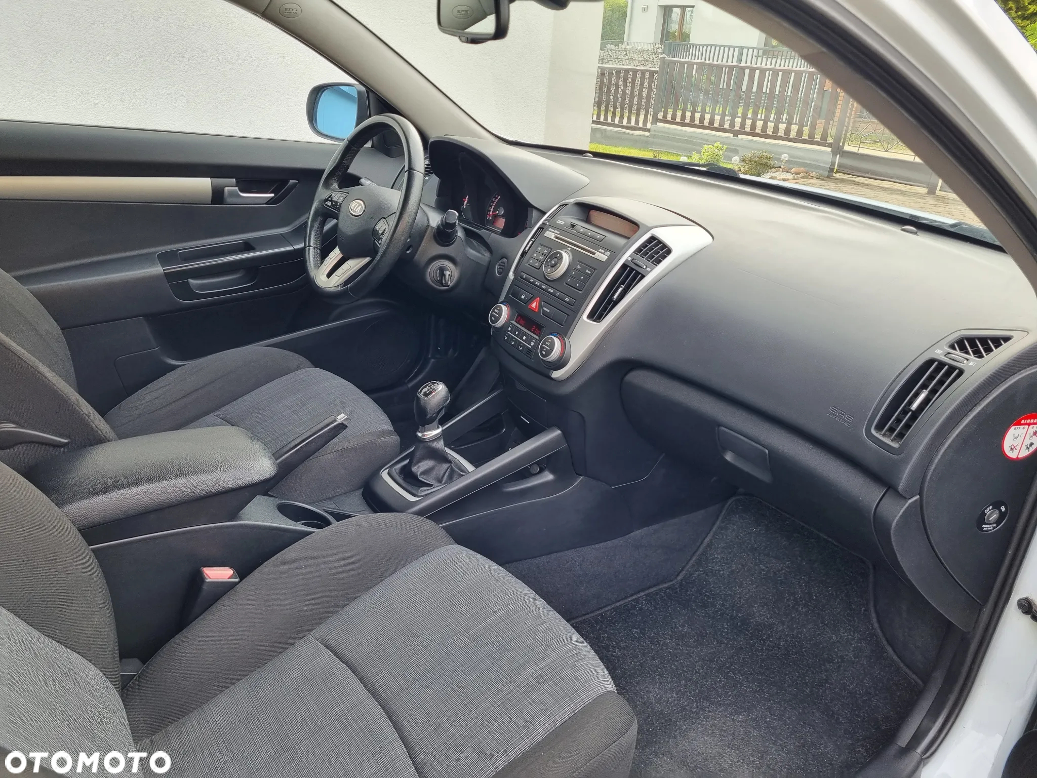 Kia ProCeed Pro_cee'd 1.4 L - 8