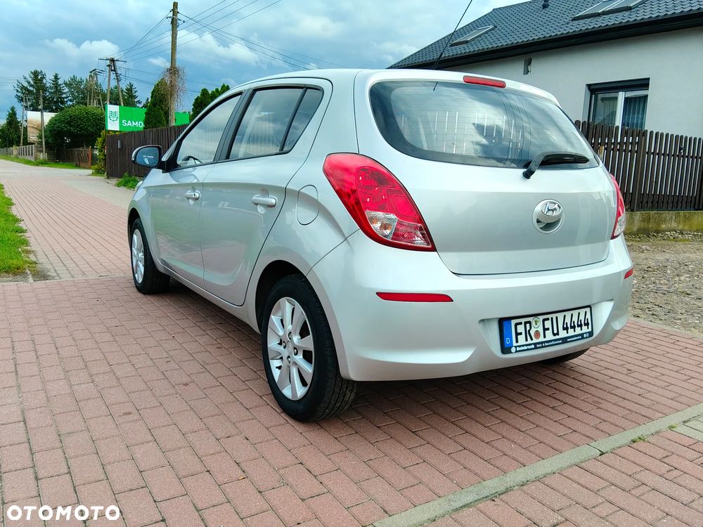 Hyundai i20 1.25 Classic + - 7