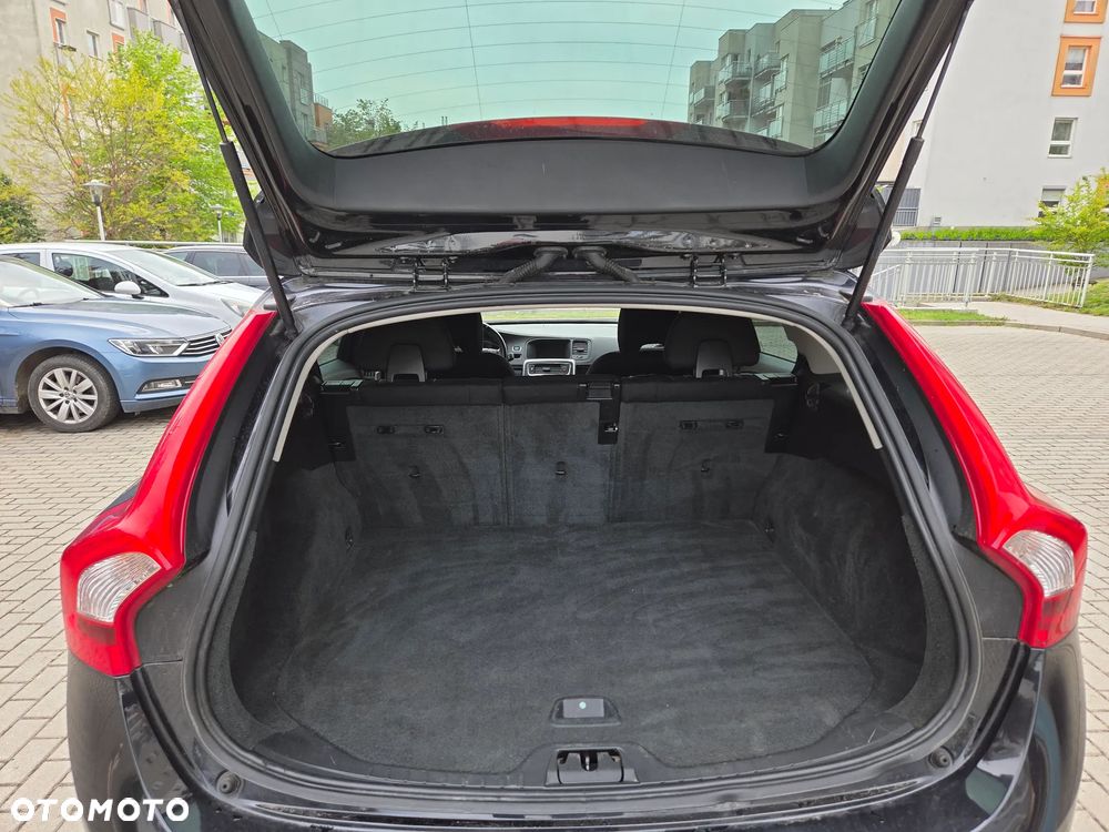 Volvo V60 D2 Kinetic - 14