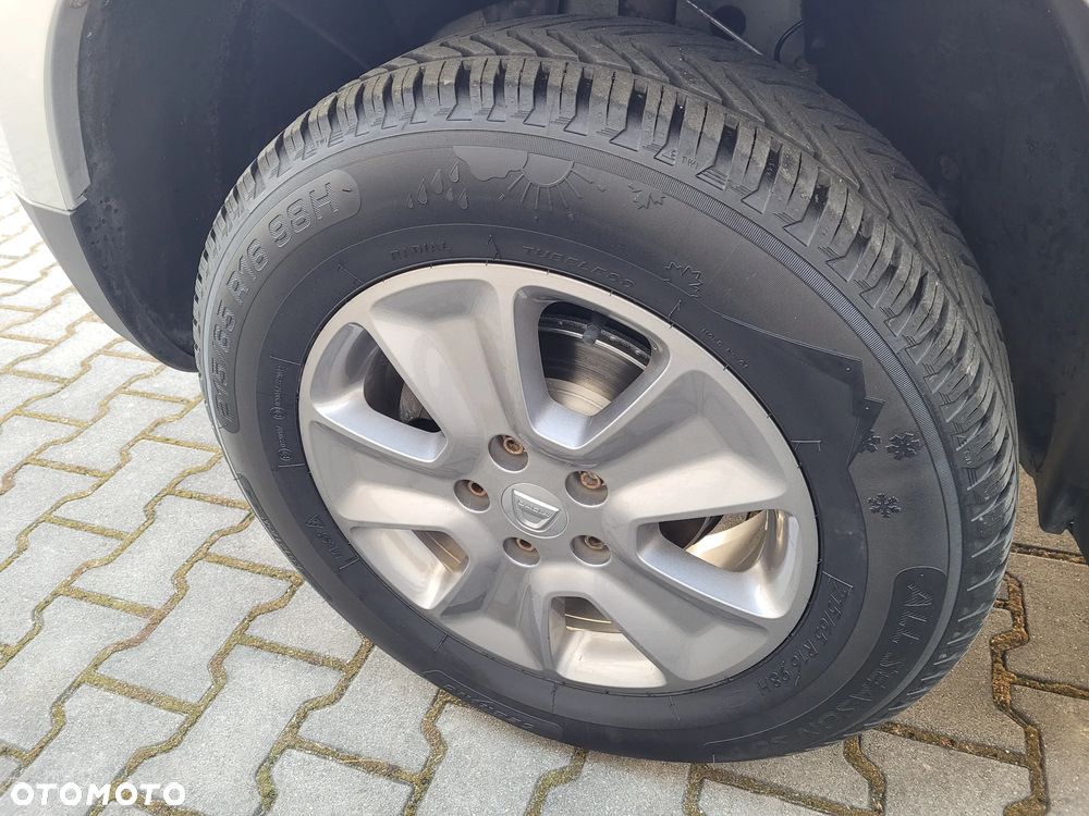 Dacia Duster 1.6 16V 105 4x2 Prestige - 33