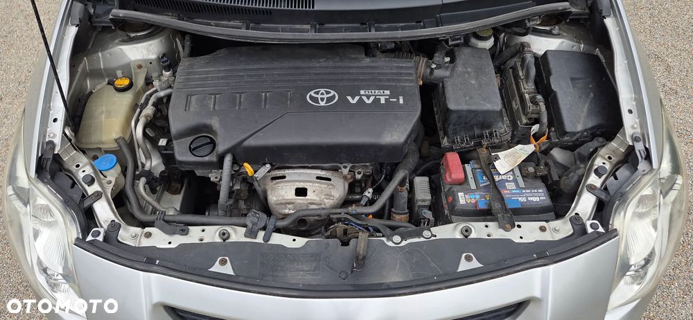 Toyota Auris 1.33 VVT-i Life - 15