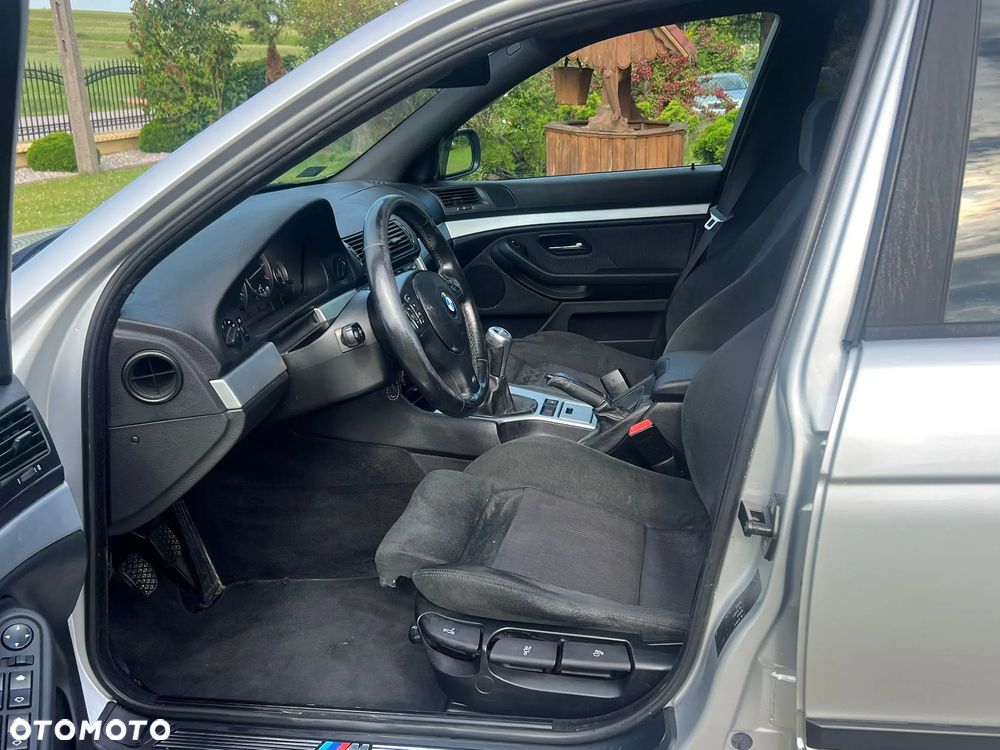 BMW Seria 5 520i Touring Edition Exclusive - 32