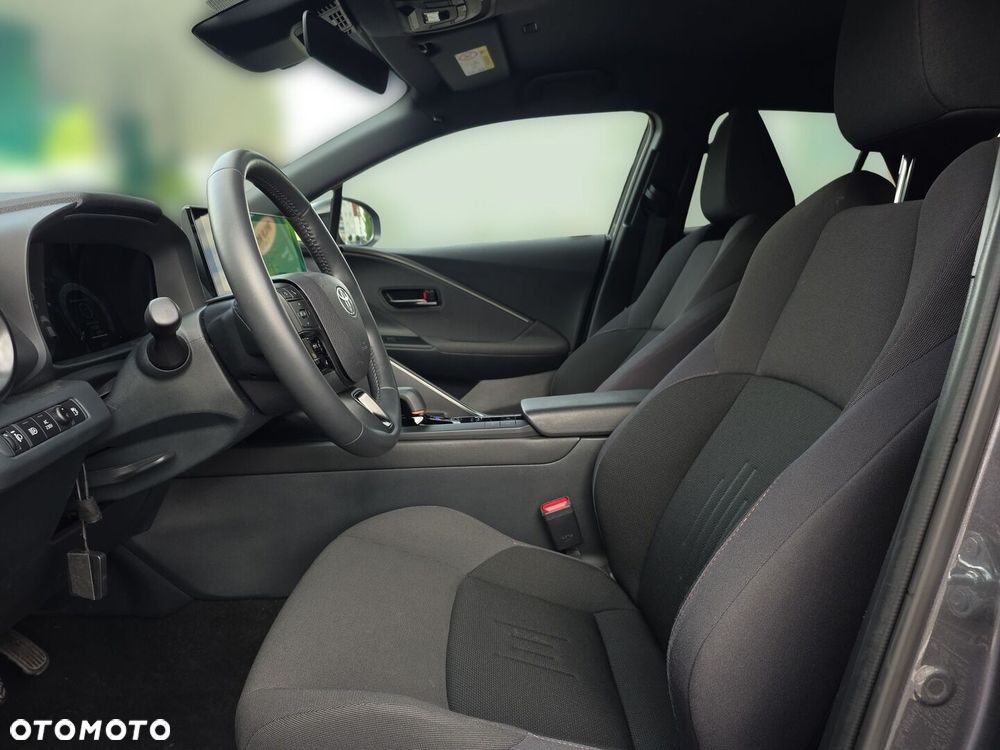 Toyota C-HR - 15