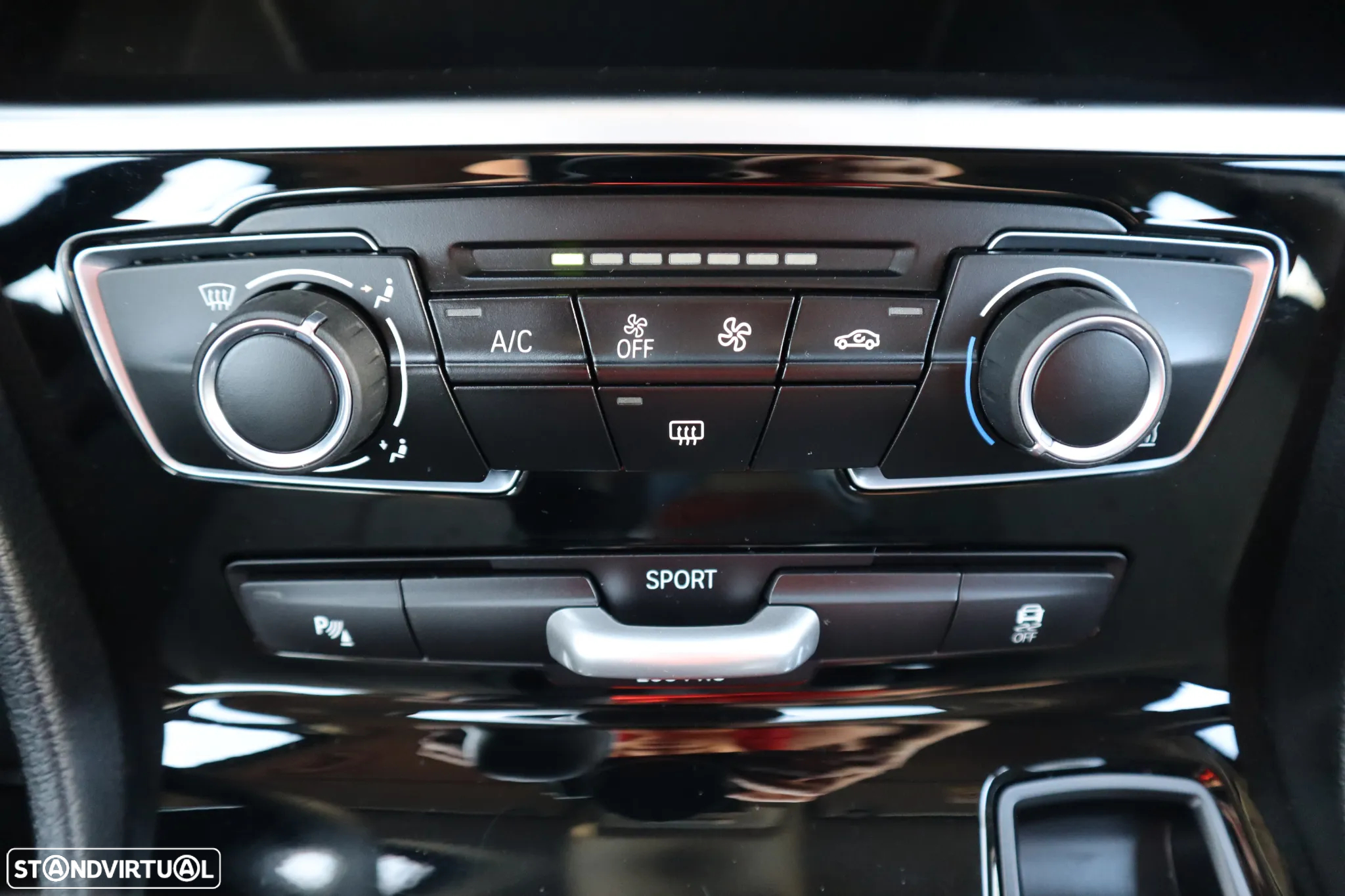 BMW 216 Active Tourer d Advantage - 26