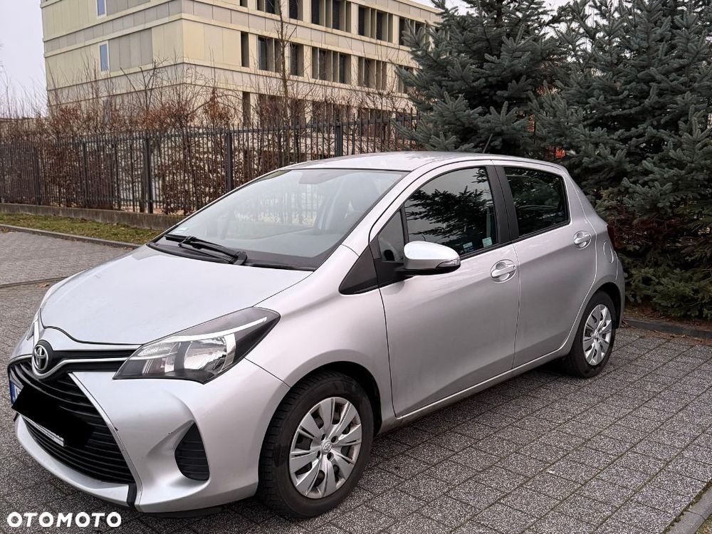 Toyota Yaris 1.33 Active EU6 - 4