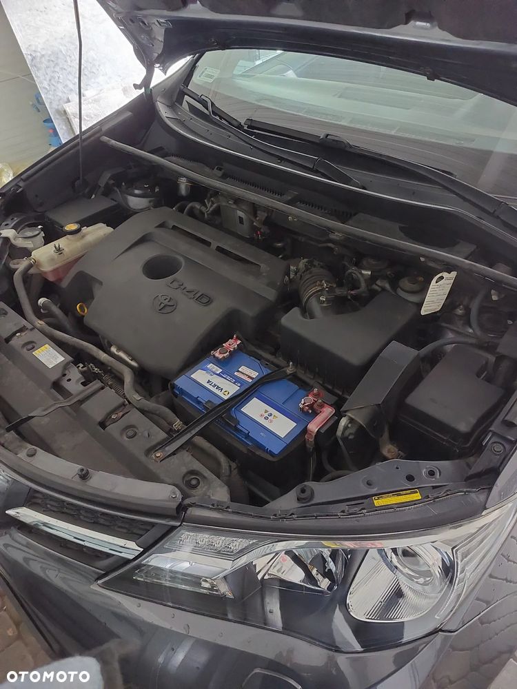 Toyota RAV4 2.0 D-4D Prestige - 8