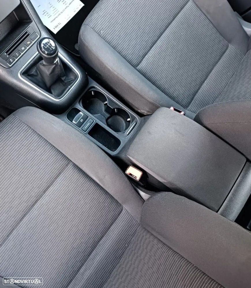 VW Tiguan 2.0 TDi Sport BlueMotion - 8