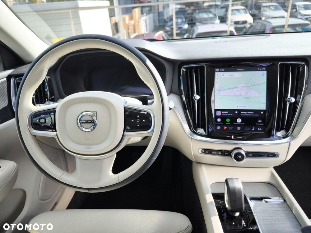 Volvo V60 - 10