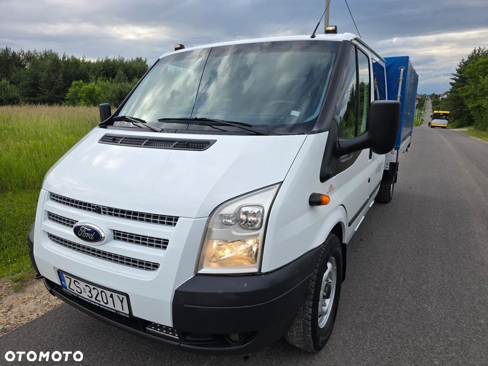 Ford Transit 2.2 TDCI 6 osobowy - 30